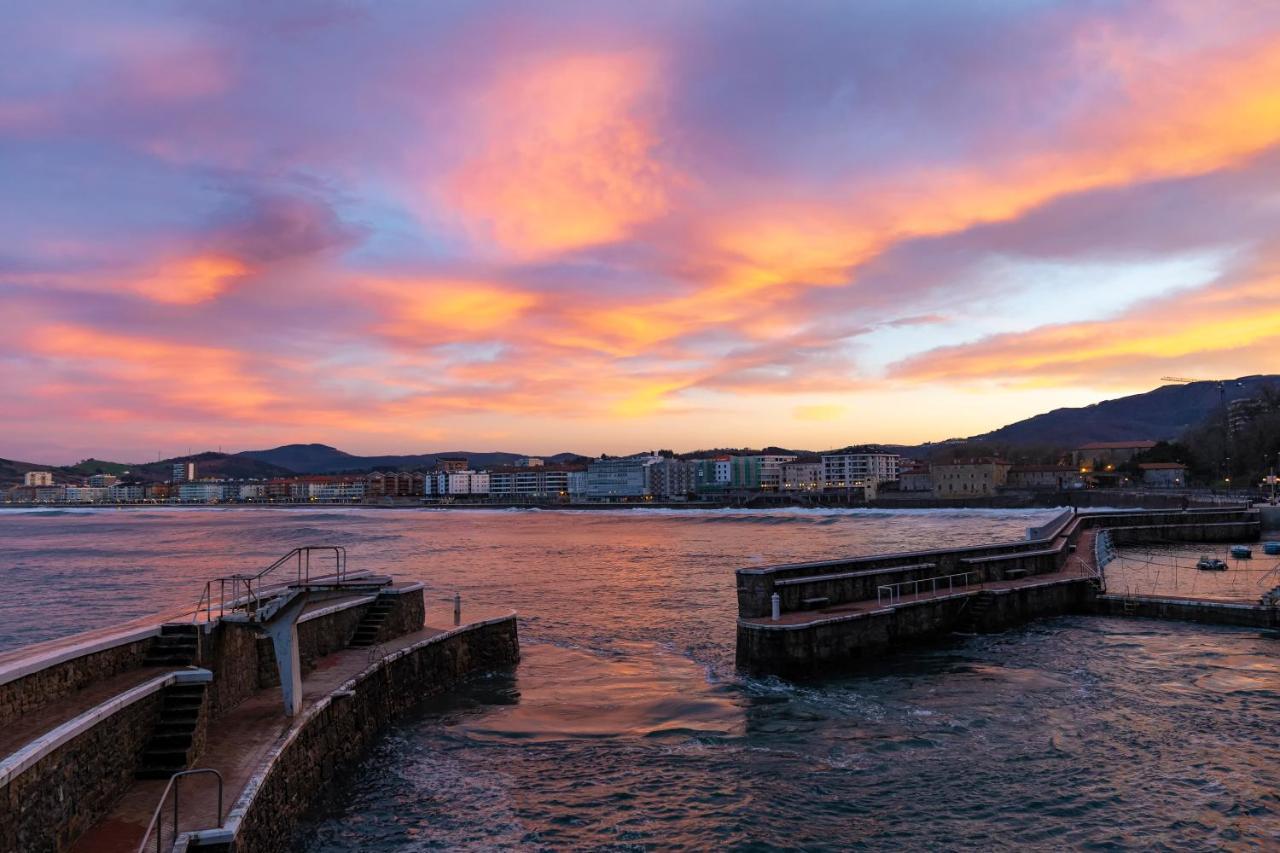 Pension Ipar Zarautz Exterior photo